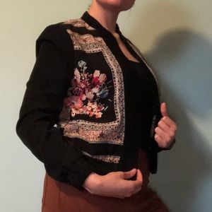 Vintage Flower Pattern Lightweight Cover (Size M)